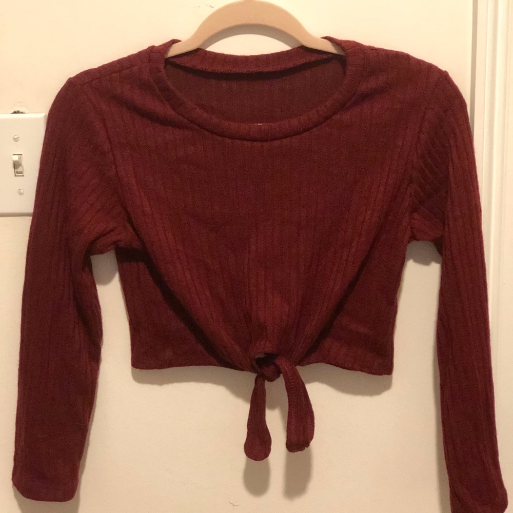 Maroon Knit Tie front Crop Top Size Medium